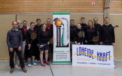 BV Bad Essen Badmintonabteilung bekommt dank Sponsoren neue Trainingsjacken
